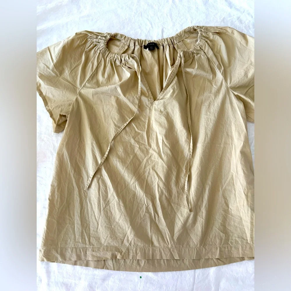 Reimagined by‎ J.Crew. Size extra small peasant shirt. Cotton. New without tags.